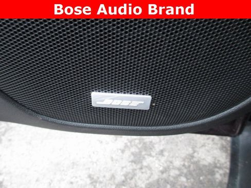 Used 2017 GMC Acadia Denali image 18