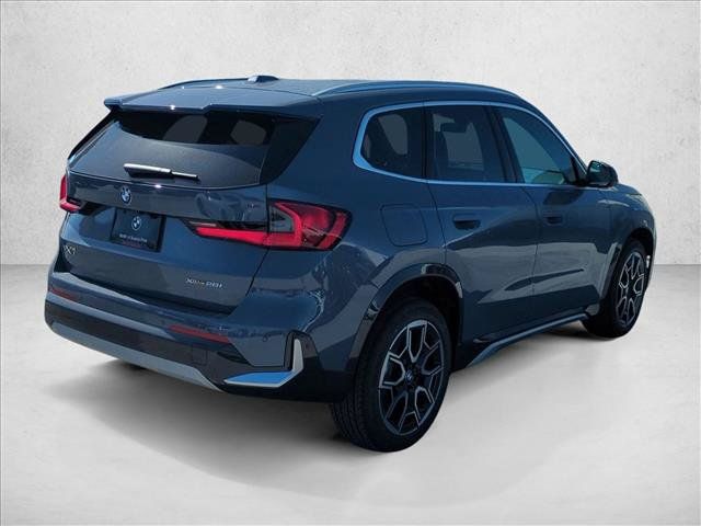 New 2026 BMW X1 xDrive28i w/ Technology Package AWD/4WD image 2