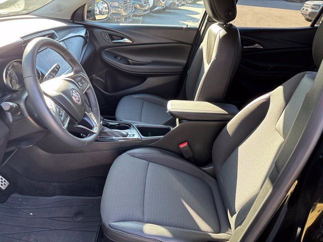 Used 2023 Buick Encore GX Select w/ Sport Touring Package AWD/4WD image 9