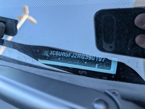 Used 2024 RAM 2500 Laramie w/ Night Edition image 24