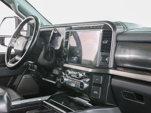 Used 2024 Ford F250 Lariat w/ Lariat Ultimate Package AWD/4WD image 29