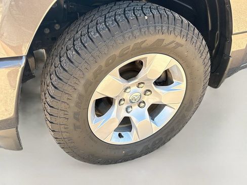 Used 2021 RAM 1500 Big Horn AWD/4WD image 28
