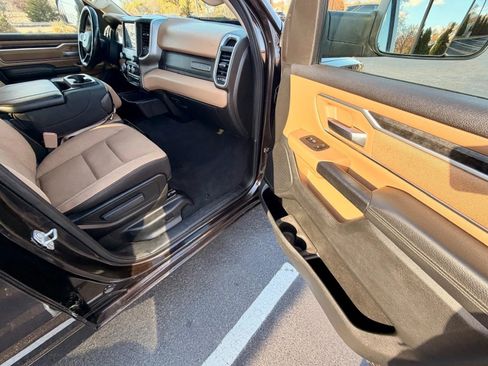 Used 2019 RAM 1500 Big Horn image 10
