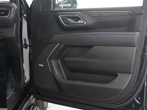 Used 2023 Chevrolet Tahoe LT image 11