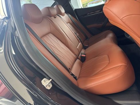 Certified 2023 Maserati Ghibli Modena Q4 AWD/4WD image 18