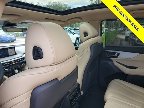Certified 2024 Acura MDX w/ Technology Package FWD image 11
