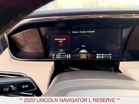 Used 2020 Lincoln Navigator L Reserve w/ Luxury Package image 29