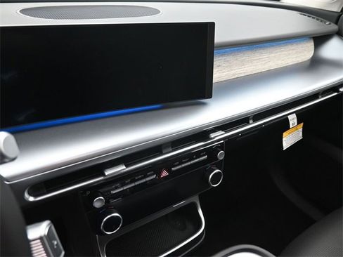 New 2026 Hyundai Ioniq 9 SEL image 19