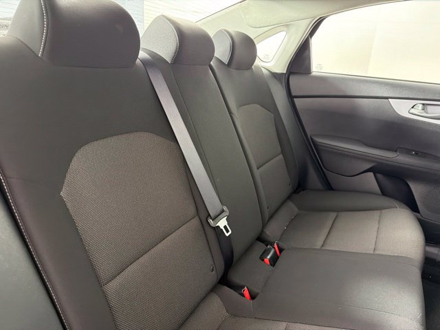 Used 2022 Kia Forte LXS w/ LXS Technology Package FWD image 33