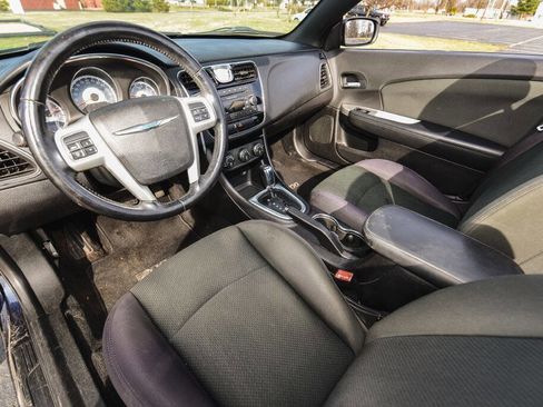 Used 2012 Chrysler 200 Touring FWD image 39