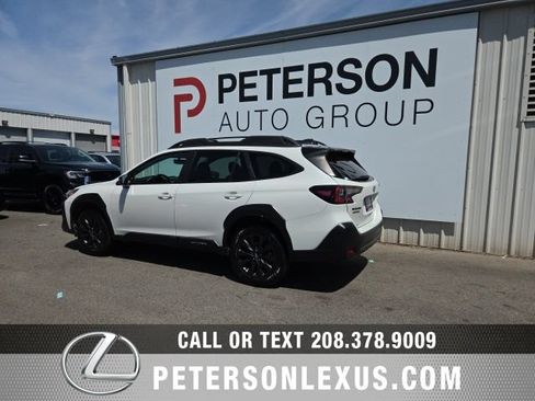 Used 2023 Subaru Outback Onyx Edition AWD/4WD image 6