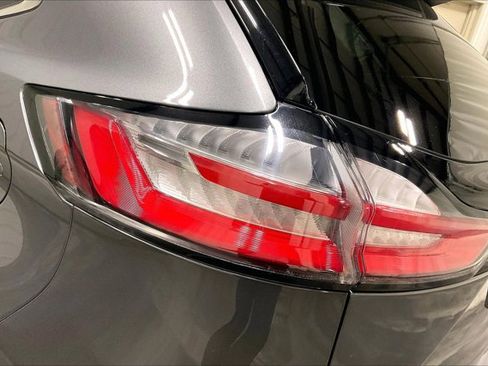 Used 2024 Ford Edge SEL image 29