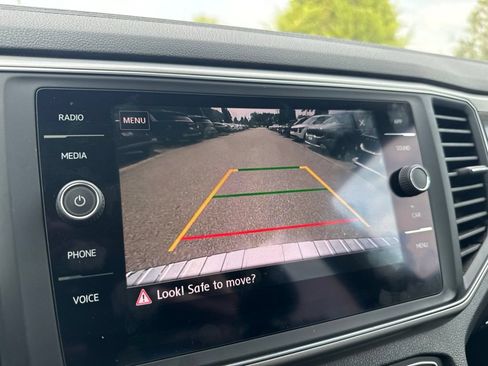 Used 2019 Volkswagen Atlas SE FWD image 12
