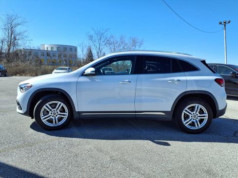 Used 2022 Mercedes-Benz GLA 250 4MATIC image 39
