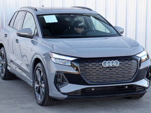 Used 2024 Audi Q4 e-tron Premium Plus w/ Premium Plus image 55