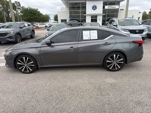 Used 2019 Nissan Altima 2.5 SR w/ SR Premium Package FWD image 31