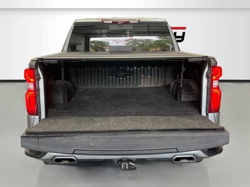 Used 2025 Chevrolet Silverado 1500 High Country AWD/4WD image 28