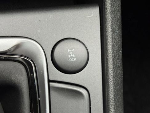 Used 2023 Hyundai Kona SEL image 27