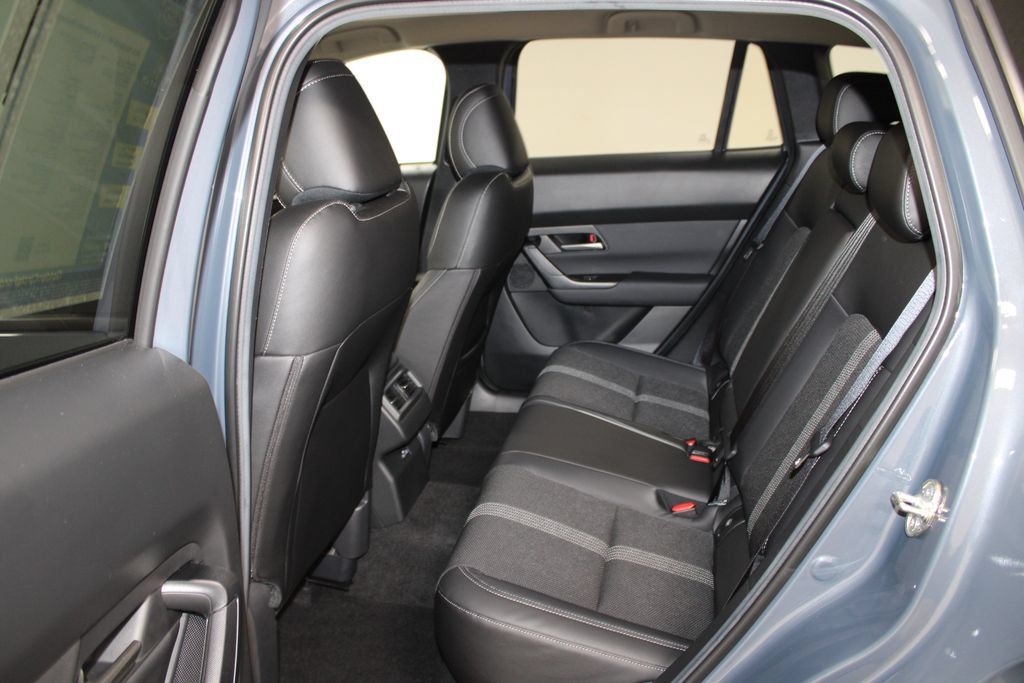 Used 2025 MAZDA CX-50 AWD 2.5 S w/ Weather Package image 23