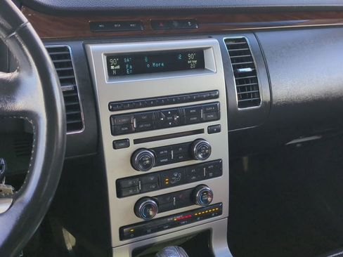 Used 2010 Ford Flex SEL image 29