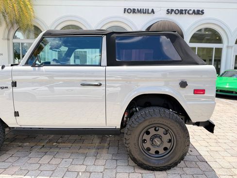 Used 2025 Ford Bronco Badlands AWD/4WD image 24