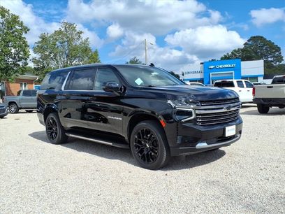 Used 2023 Chevrolet Suburban LT w/ Luxury Package