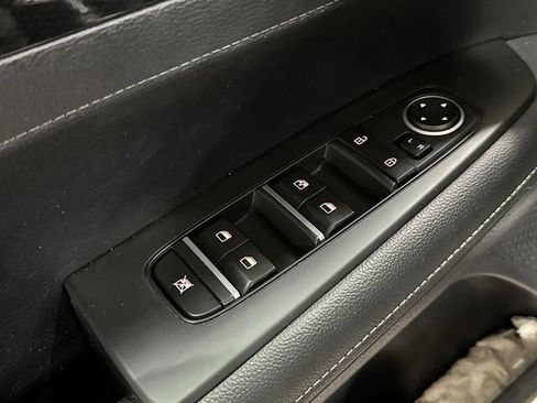 Used 2024 Kia Forte GT-Line FWD image 19