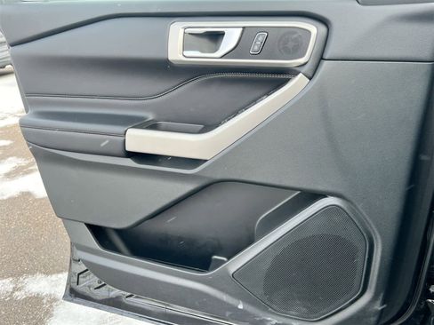 Used 2023 Ford Explorer XLT w/ Equipment Group 202A image 30