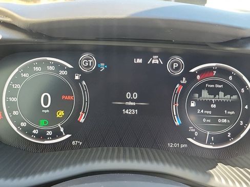 Used 2023 Aston Martin DBX 707 image 5