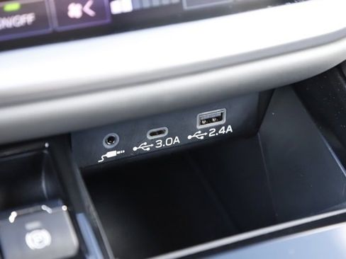 Certified 2025 Subaru Outback Onyx Edition image 29