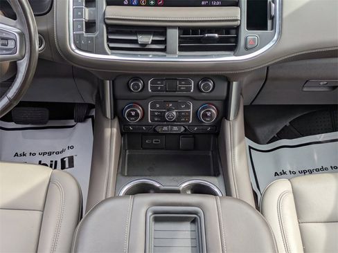 Used 2021 Chevrolet Tahoe LT w/ Luxury Package image 20