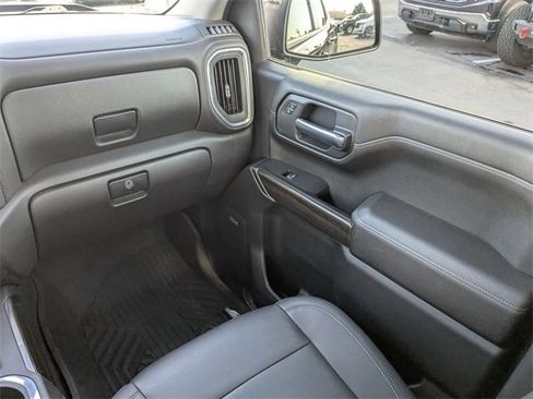 Used 2021 Chevrolet Silverado 1500 LT Trail Boss w/ Convenience Package II image 18