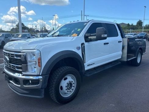 Used 2024 Ford F550 4x4 Crew Cab Super Duty image 3