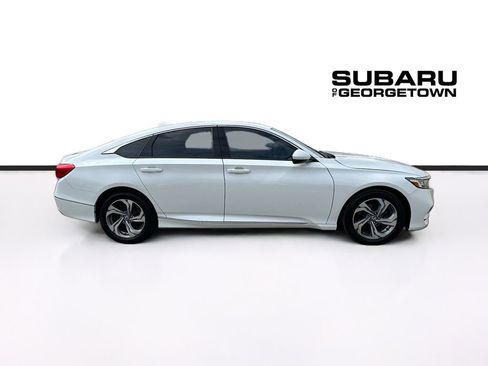 Used 2020 Honda Accord EX image 8