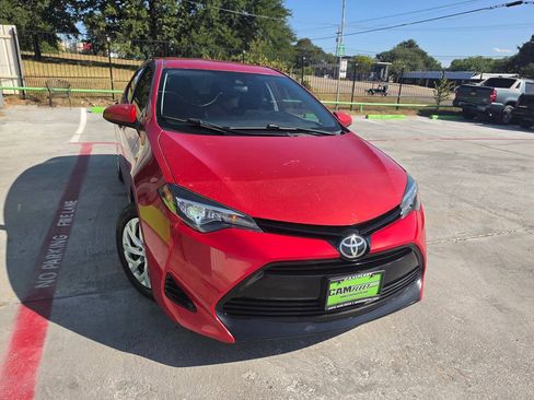 Used 2017 Toyota Corolla LE FWD image 57