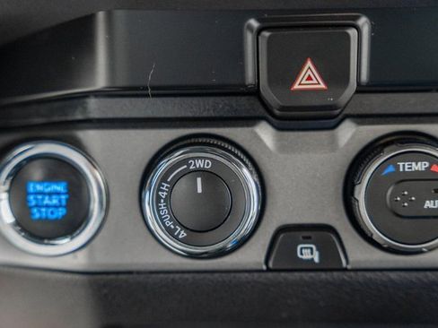 Used 2023 Toyota Tacoma TRD Sport w/ Black Out Package (TMS) image 27