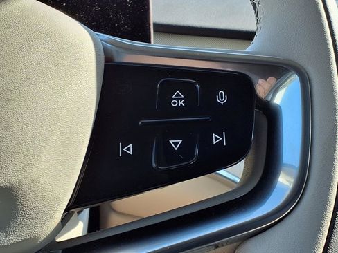 New 2025 Volvo EX90 Ultra image 20