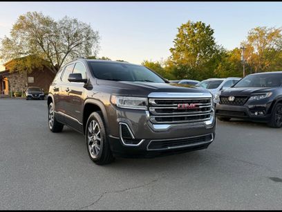 Used 2020 GMC Acadia SLE w/ Driver Convenience Package