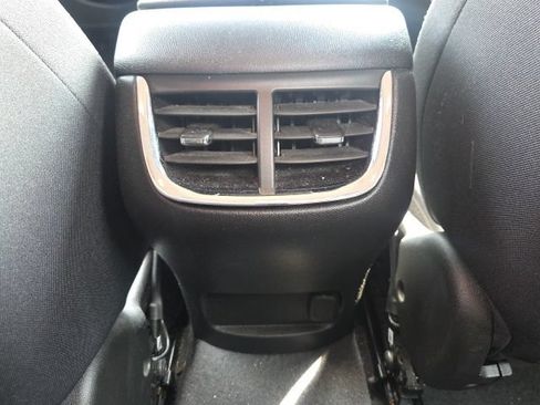 Used 2025 Chevrolet Malibu LT FWD image 15
