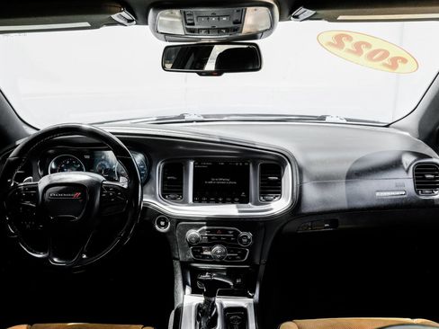 Used 2022 Dodge Charger R/T w/ Plus Group RWD image 22