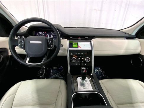 Used 2020 Land Rover Discovery Sport SE AWD/4WD image 15