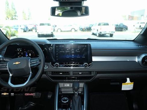 Used 2025 Chevrolet Colorado LT w/ LT Convenience Package AWD/4WD image 25