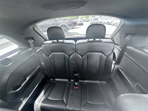 Used 2017 Audi Q7 3.0T Premium Plus w/ Premium Plus Package image 17