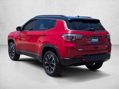 Used 2020 Jeep Compass Trailhawk AWD/4WD image 8