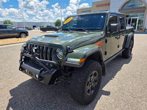 Used 2022 Jeep Gladiator Mojave w/ LED Lighting Group AWD/4WD image 2
