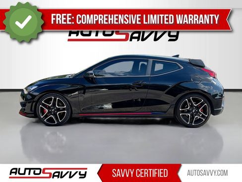 Used 2020 Hyundai Veloster N w/ Performance Package image 4