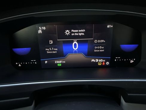 Certified 2023 Volkswagen Tiguan SE w/ Panoramic Sunroof Package image 16