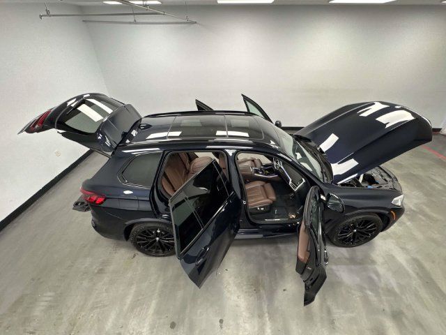 Used 2023 BMW X5 M50i w/ Executive Package AWD/4WD image 21