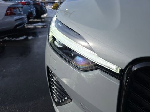 New 2026 Volvo XC60 B5 Plus w/ Climate Package image 10