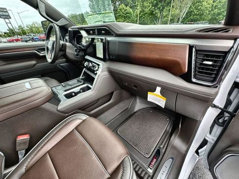 Used 2024 GMC Sierra 2500 Denali w/ Denali Reserve Package image 63